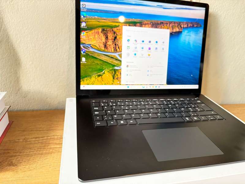 Microsoft Surface Laptop 5 - 15" | Intel Core i7 12th Gen | 32GB RAM | 1TB SSD | Excellent Condition