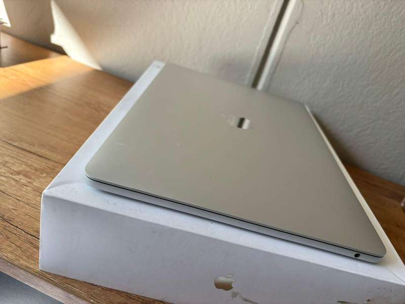Apple MacBook Pro 13-inch Retina Display  2016 Model   Sleek, Powerful & Ready to Use