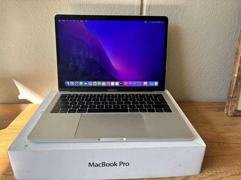 Apple MacBook Pro 13-inch Retina Display  2016 Model   Sleek, Powerful & Ready to Use