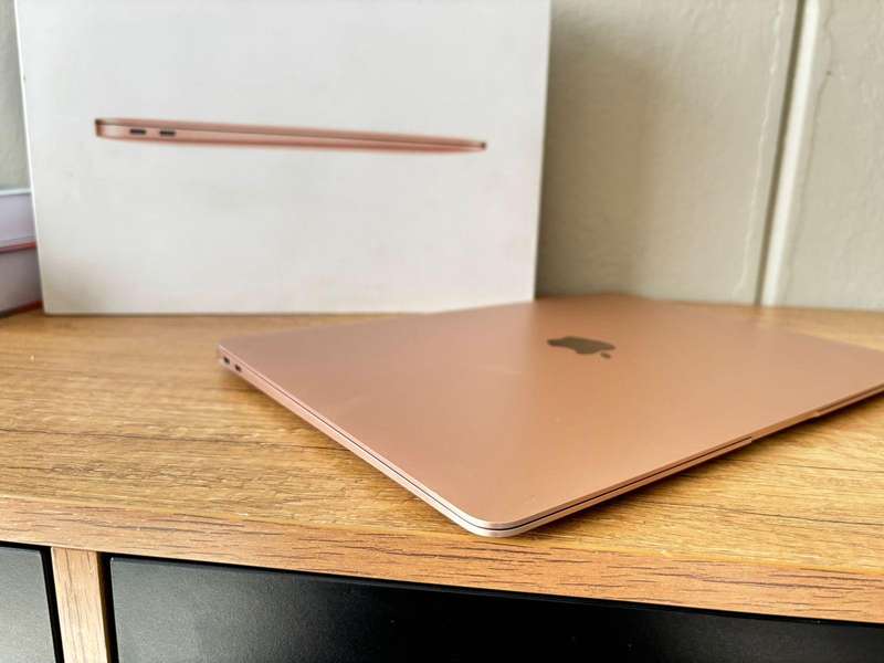 Apple MacBook Air 13-inch (2018)  Retina | Rose Gold | Touch ID | 256GB SSD