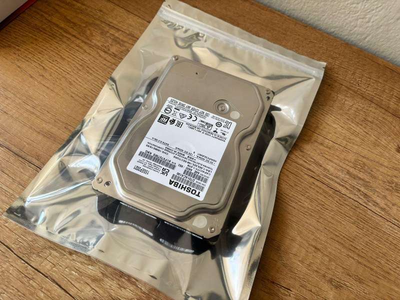 Toshiba DT01ACA100  1TB 3.5" SATA Hard Drive  Reliable Storage | 7200 RPM | SATA 6.0Gb/s | Desktop