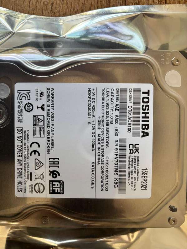Toshiba DT01ACA100  1TB 3.5" SATA Hard Drive  Reliable Storage | 7200 RPM | SATA 6.0Gb/s | Desktop