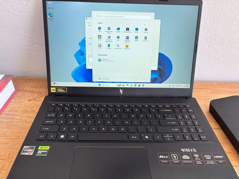 ACER Nitro V15  Ryzen 5 | RTX 3050 6GB | 16GB DDR5 | 512GB SSD | Excellent Condition
