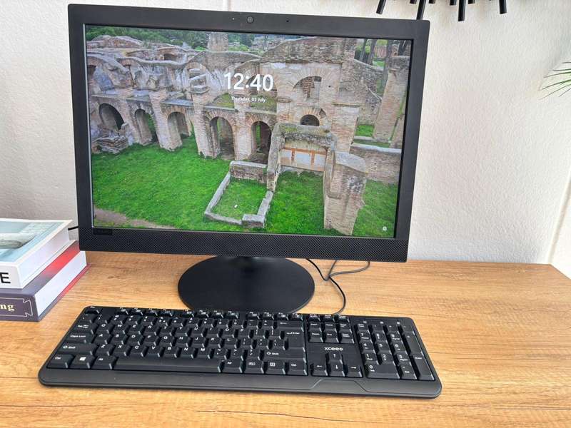 Lenovo Ideacentre AIO 330  19.5 All-in-One PC | 4GB RAM | 1TB HDD | Excellent Condition