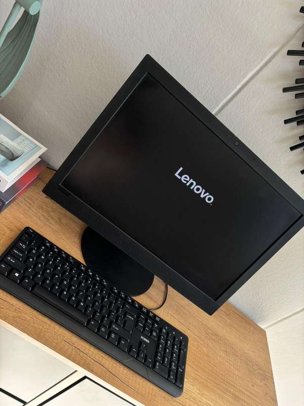 Lenovo Ideacentre AIO 330  19.5 All-in-One PC | 4GB RAM | 1TB HDD | Excellent Condition