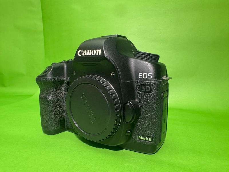Canon EOS 5D Mark II (Body Only)  Full Frame | 21.1MP | Full HD Video | Used  Excellent