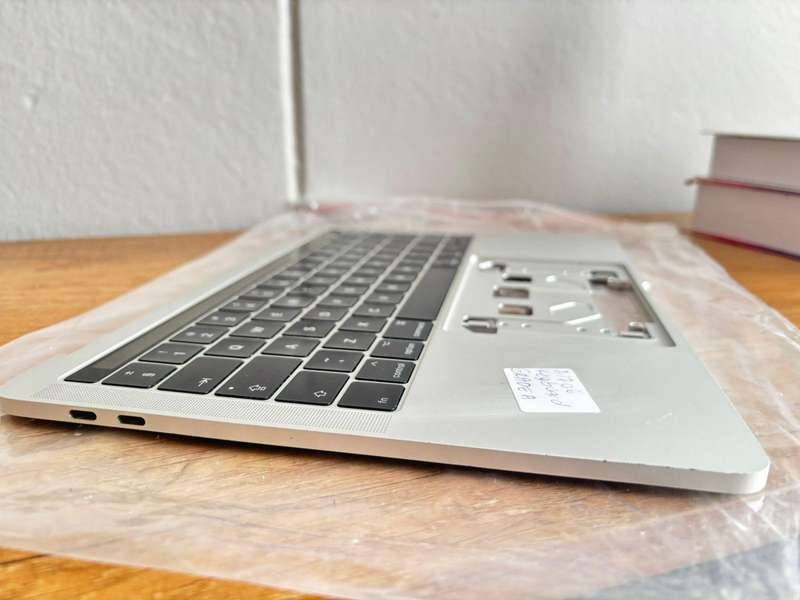 Keyboard Assembly(US English) for Apple MacBook Pro13" Touch Bar A1706 (Late 2016, Mid 2017) Silver