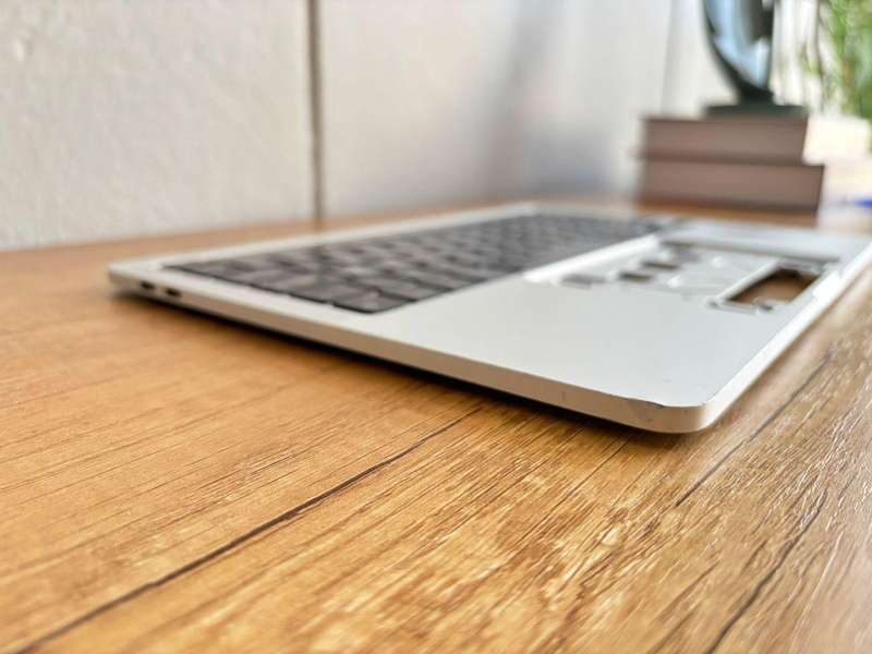 MacBook Pro 13" Upper Case Assembly  A2289 / A2338 (2020) Used  Grade-A  Silver Color