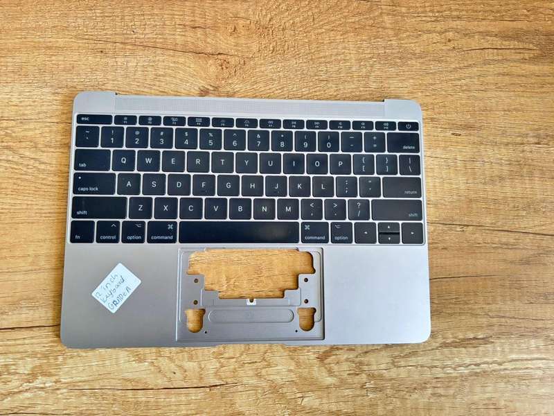 MacBook 12" Retina (Early 2015-2017) Upper Case with Keyboard Model: A1534 Condition: Used  Grade A