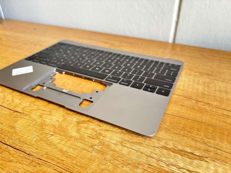 MacBook 12" Retina (Early 2015-2017) Upper Case with Keyboard Model: A1534 Condition: Used  Grade A