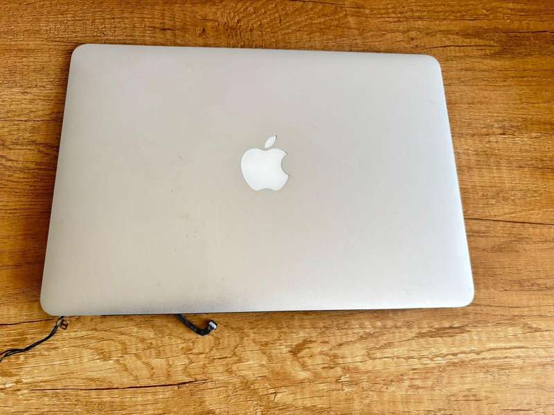 MacBook Pro 13" Retina Display Assembly (Late 2013Mid 2014)  A1502 Model