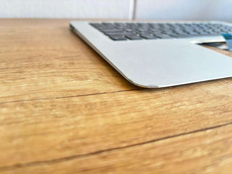 MacBook Air 13" (Mid 20122017) Upper Case with Keyboard  Grade B (Used)
