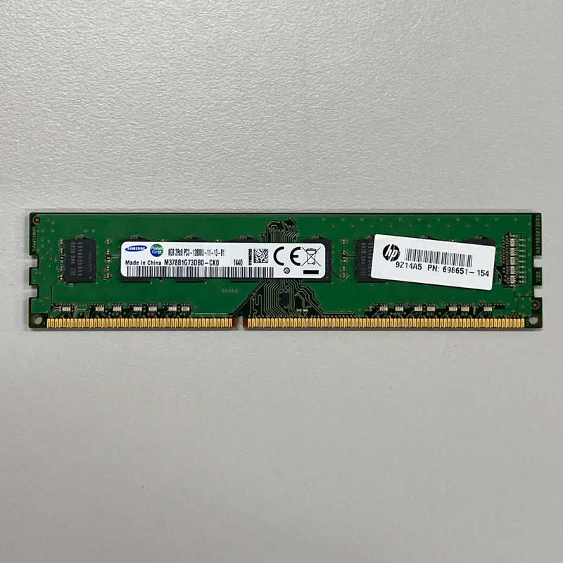 Samsung 8GB DDR3 RAM PC3-12800 1600MHz non-ECC Unbuffered CL11 M378B1G73DB0-CK0