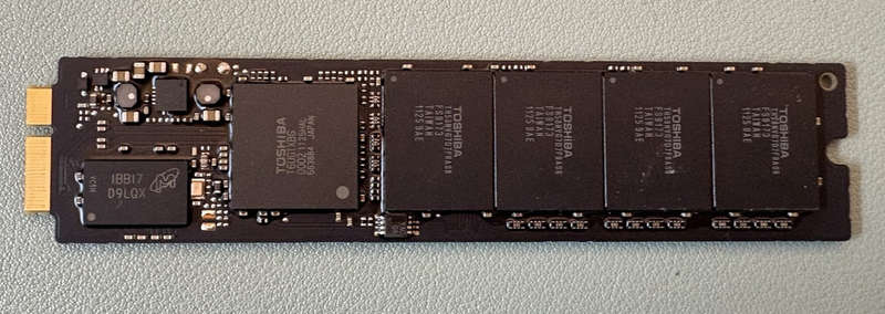 64GB SSD Storage for Apple MacBook Air 11.6"/13.3" (A1370/A1369) - Used, Loaded with iOS