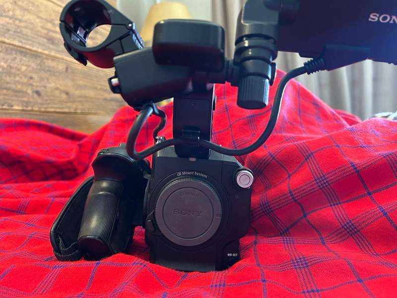 Sony PXW-FS5 camcorder (body only)