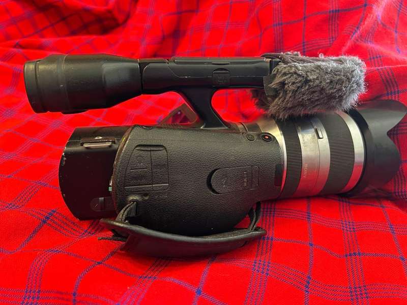 Sony NEX-VG20 Camcorder