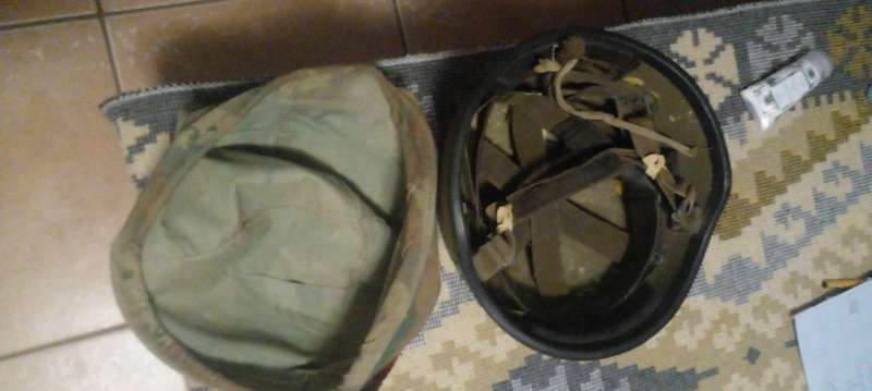 SADF PARABAT M 87 KEVLAR USED HELMET.INNER ,STRAP AND CAMO HELMET COVER INTACT. DESC.