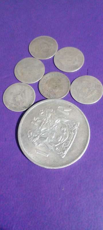 COLLECTION SA. SILVER COINS. ABOUT 20 GRAMS. SEE DESC.