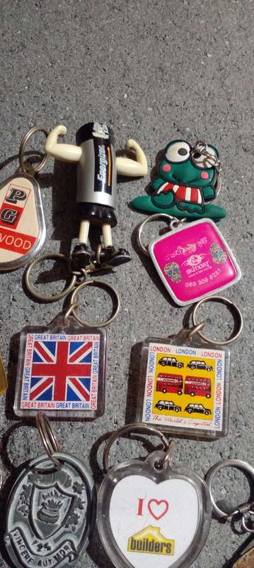 VINTAGE KEY HOLDER COLLECTION. 20X