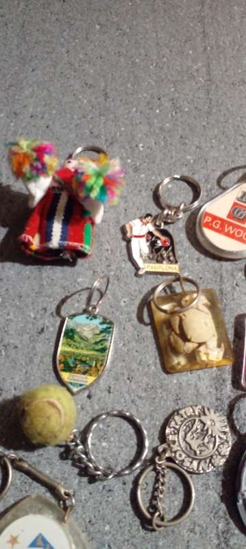 VINTAGE KEY HOLDER COLLECTION. 20X