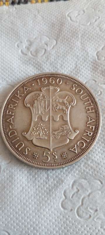 STUNNING 1960 UNION OF SA SILVER CROWN. RARE IN THIS CONDITION.