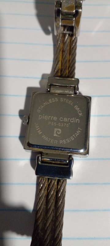FULLY FUNCTIONING PIERRE CARDIN LADIES BRACELET WATCH. SEE DESC. .