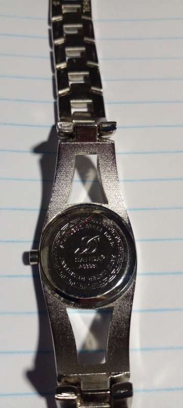 FULLY FUNCTIONAL SANDA LADIE'S WRIST WATCH IN READY TO WEAR CONDITION. DESC.