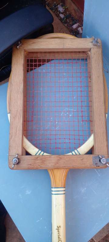 Gallo special championship (Perfect balance) wooden tennis racquet, in a wooden frame DESC..