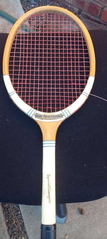 Gallo special championship (Perfect balance) wooden tennis racquet, in a wooden frame DESC..