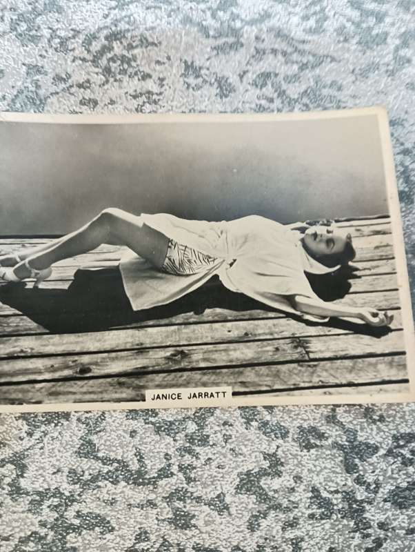 Cigarette cards