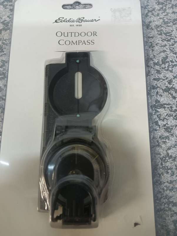 Outdoor compass