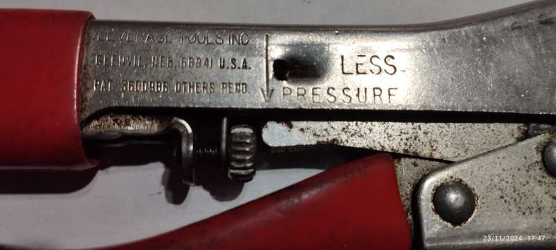 Plier_ANTIQUE_Lever Wrench Needle Nose Locking Pliers Model L-8 ~ Leverage Tools NEB. USA