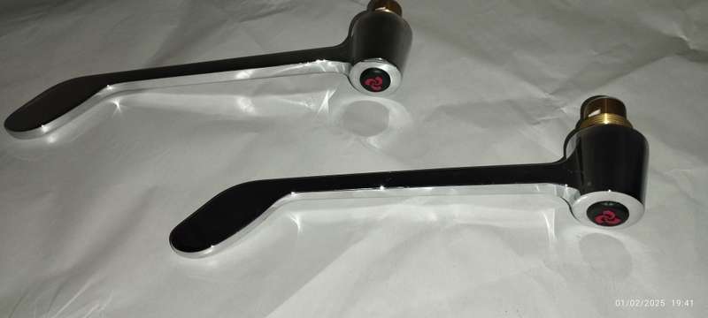 Cobra Heavy Pattern Lever for Medical Mixer with Headpart RED