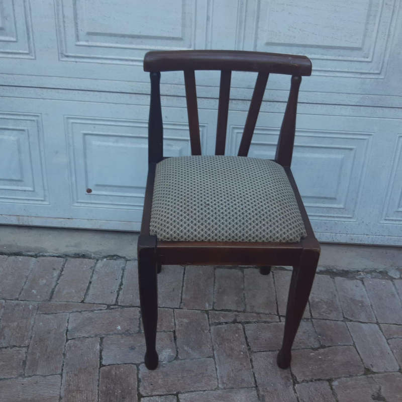 MID CENTURY MODERN DINING CHAIR