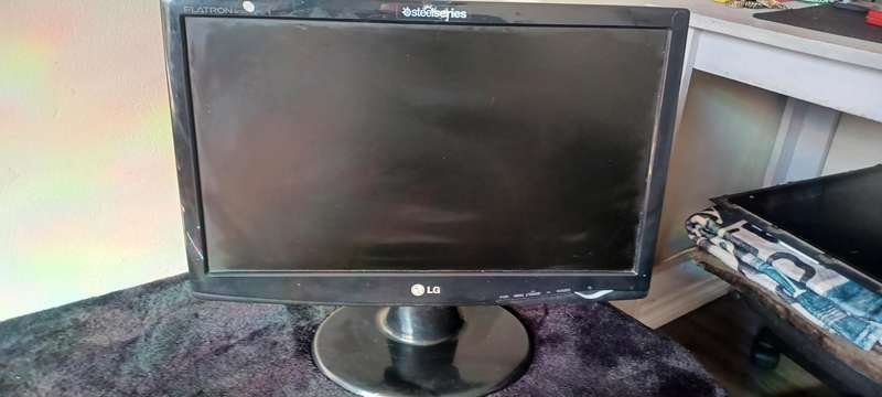 LG 19"" Screen