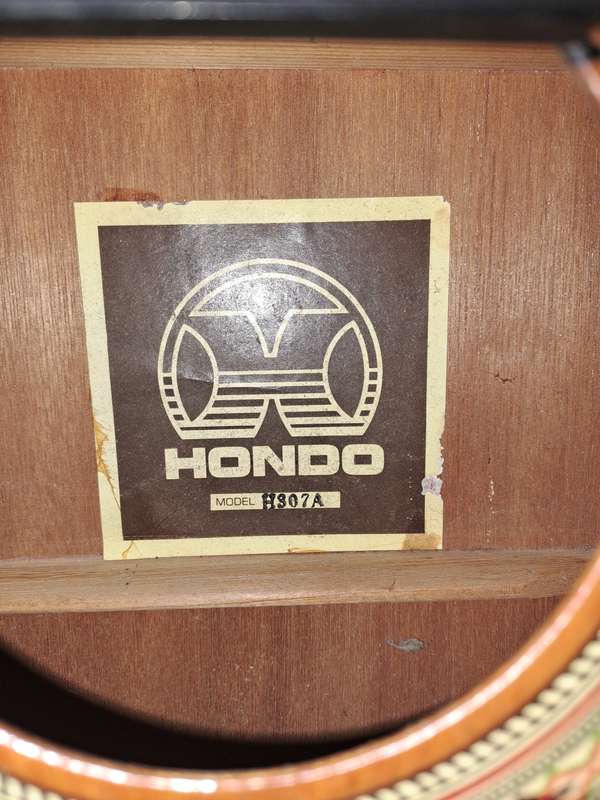 HONDO H307A VINTAGE CLASSICAL SIX STRING GUITAR