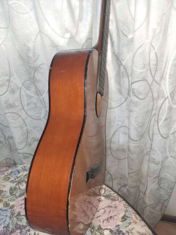 HONDO H307A VINTAGE CLASSICAL SIX STRING GUITAR