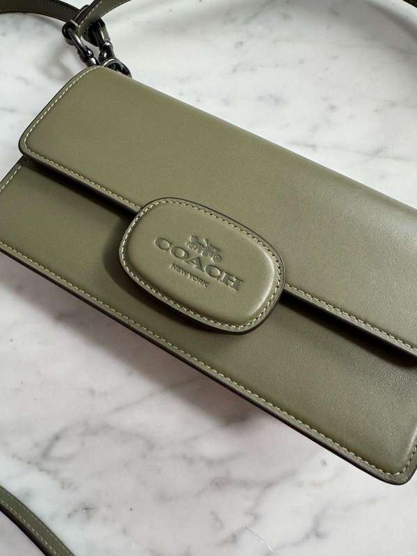 COACH CROSSBODY (BRAND NEW)