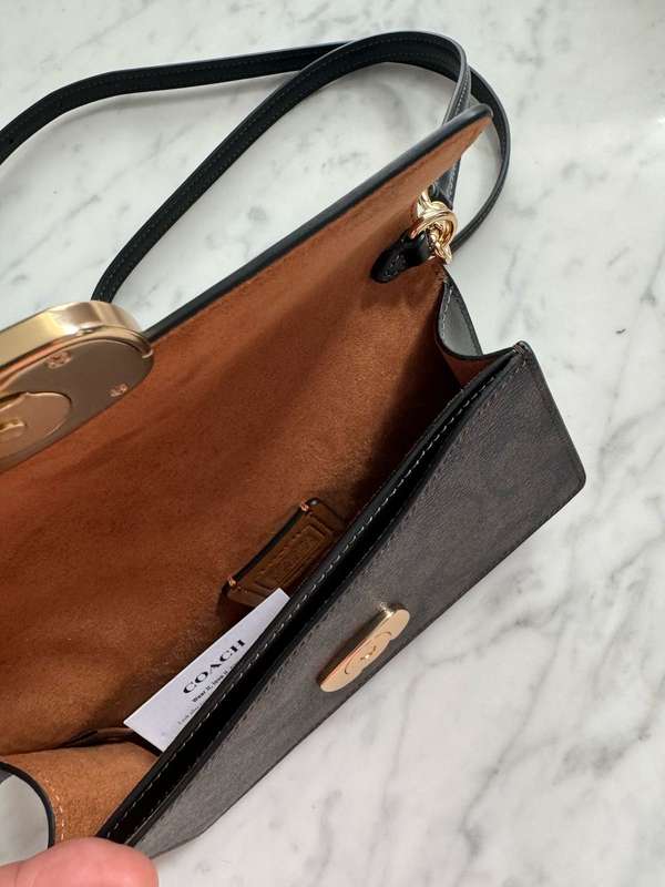 COACH BAG LADYS