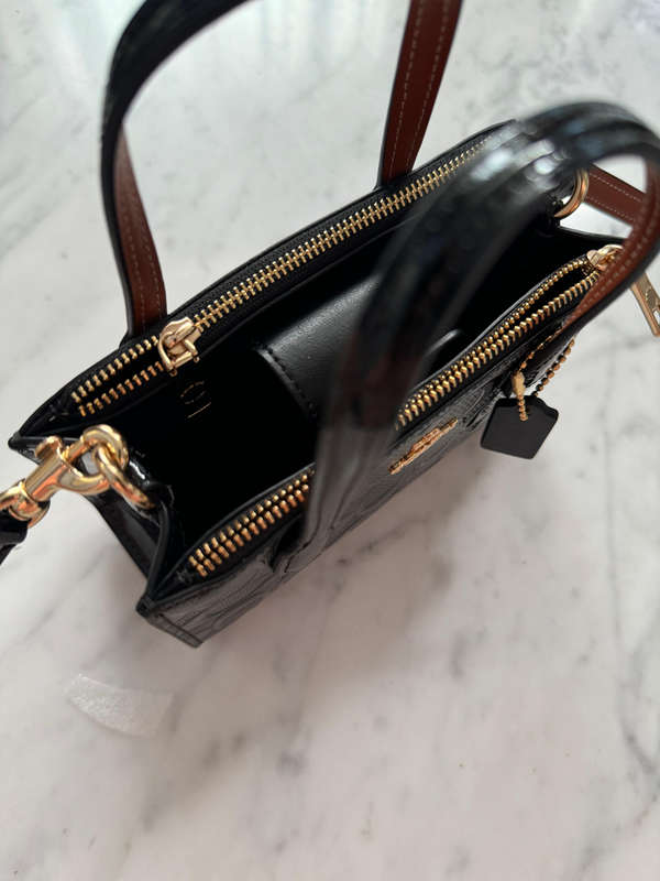 Coach Mini Crossbody (BRAND NEW)