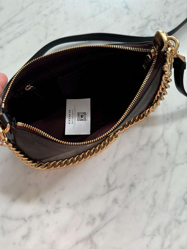 COACH CROSSBODY (BRAND NEW)