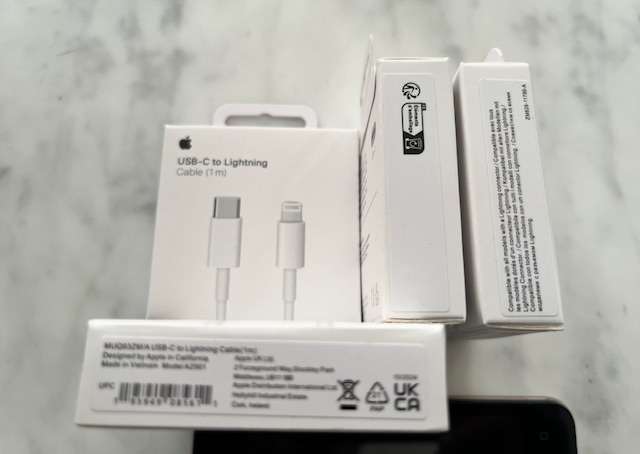 iPhone Type C to Lightning Cable