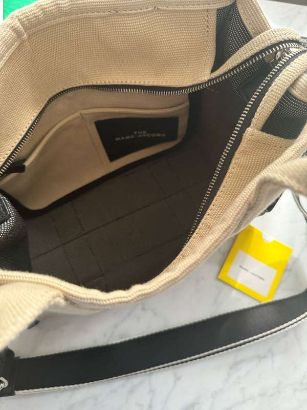 MARC JACOBS TOTE (BRAND NEW)