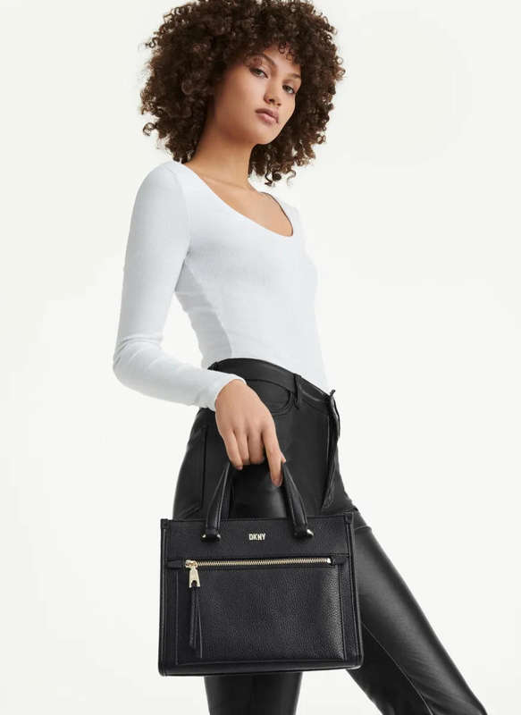 DKNY TOTE (BRAND NEW)