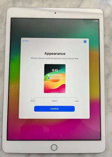 APPLE IPAD 8th Generation Hardly Used