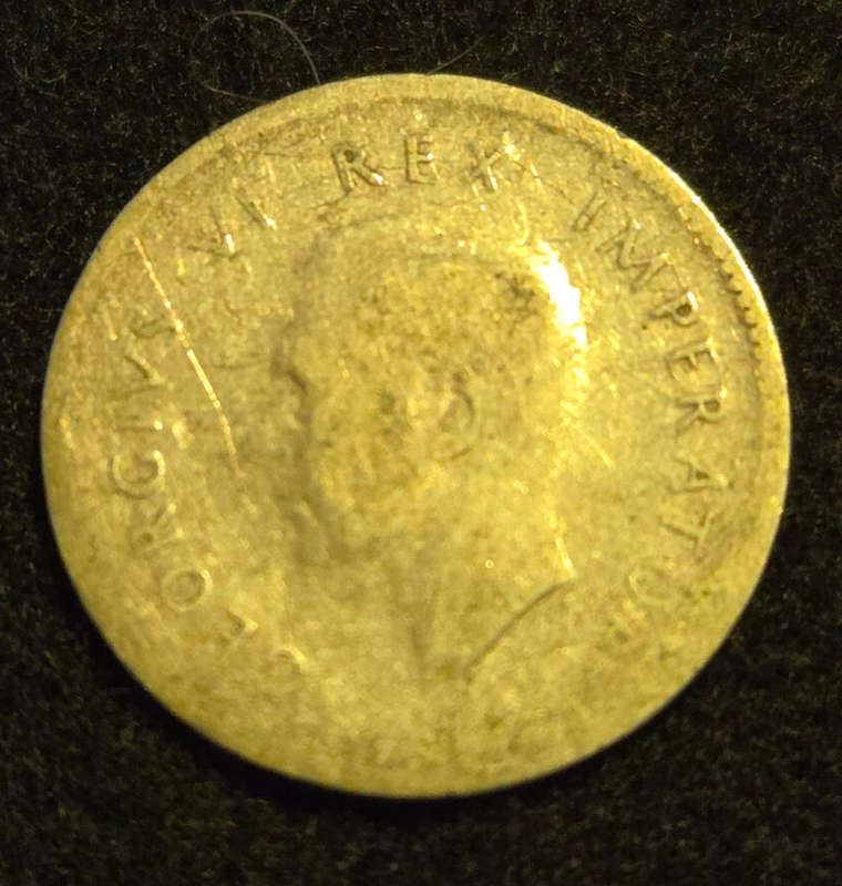 1942 - 3 Pence (lot 1 of 3)