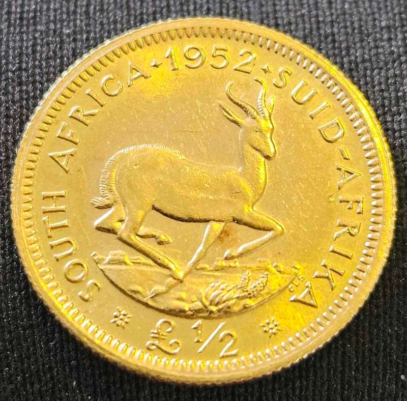 Stunning 1952 Gold ½ Pound - #76 on Numista rarity scale!