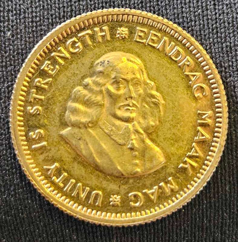 1979 Gold R1 - Low mintage of 17 000