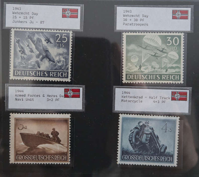 WW2 era stamps - back to back stamps set