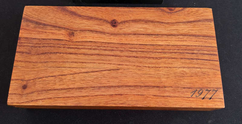 1977 Proofset in wooden display